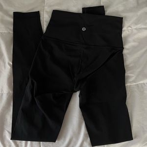 wunder under lululemon leggings